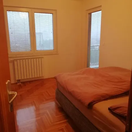 Apartman Apartman *
